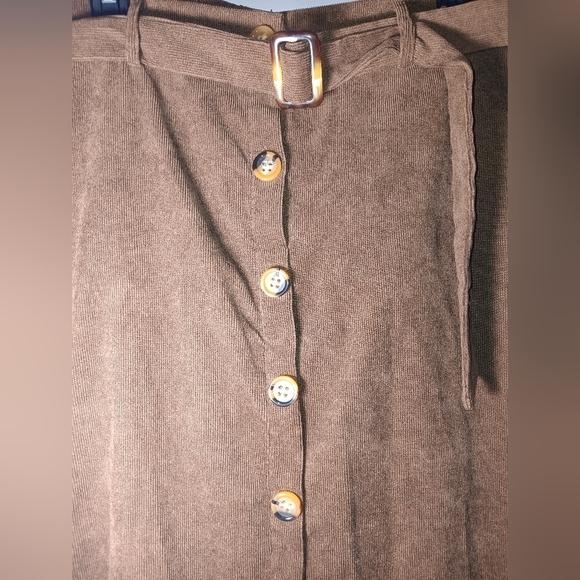 Allegra Brown Button-Up Cape - Picture 3 of 7